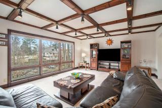 The Sugar Maple Home - South Haven - 3