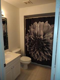 Valencia Palms - Carlton - 4
