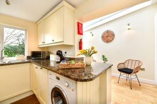 Just Stay Wales - Castle Square Cottage, Mumbles - 4