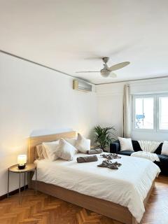 Your Sunny & Spacious Portview Home - 9