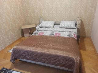 Smart yellow apartment-15 хв від жд вокзалу - 1