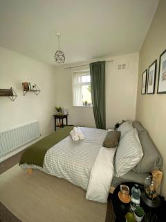 Cheerful and Cosy Double Room - Belfast - 6