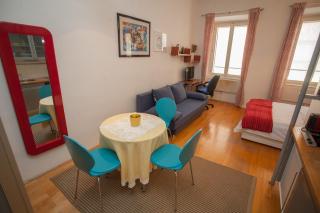 Apartments Lina - Center with free parking! - Zagabria - 5