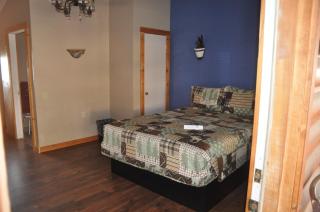 Nine Pines Motel - 5