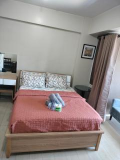 Rqui Affordable Hotel with Pool CondoTel Pasay - Manila - 1