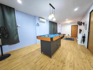 Jonker 14-18pax 3BR, KTV Room, Dart & Snooker - Melaka - 0