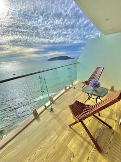 Camino al Mar, Apartment on the Beach with Fabulous Amenities Zona Dorada Pure Luxury - 3