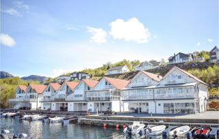 4 Bedroom Lovely Home In Vikebygd - 0