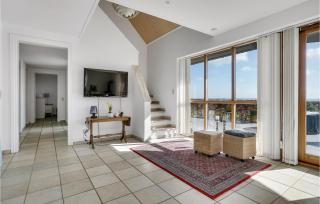 Gorgeous Home In Øster Assels - 9