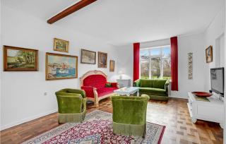 6 Bedroom Amazing Home In Roslev - Roslev - 8