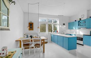 6 Bedroom Amazing Home In Roslev - Roslev - 3