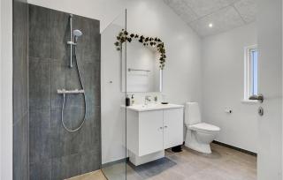 Amazing Home In Glesborg With Wifi - Glesborg - 4