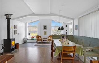 Stunning Home In Ebeltoft With Kitchen - 9