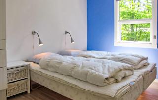 3 Bedroom Awesome Home In Aakirkeby - 1