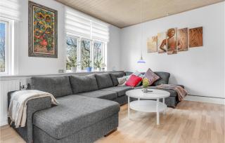 Stunning Home In Østermarie With Wifi - Østermarie - 7