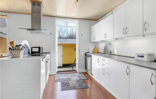 Stunning Home In Østermarie With Wifi - 5