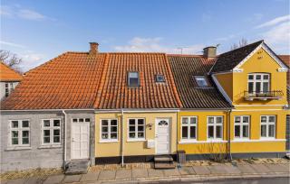 Awesome Home In Rudkøbing With Kitchen - Rudkøbing - 4