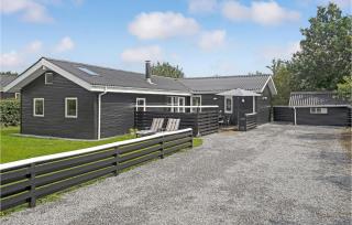 5 Bedroom Nice Home In Hadsund - Hadsund - 4