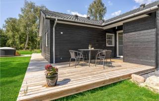 Pet Friendly Home In Rødby With Kitchen - Rødby - 6