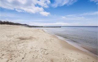 Gorgeous Home In Sianozety With Wifi - 8