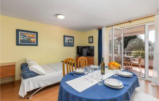 Beautiful Apartment In Krk - 2