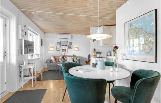 1 Bedroom Gorgeous Apartment In Allinge - Allinge - 6