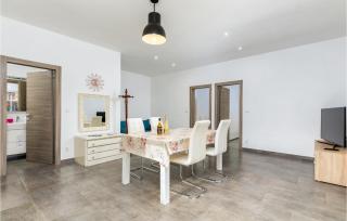 Nice Apartment In Vodnjan With Kitchen - Vodnjan - 6