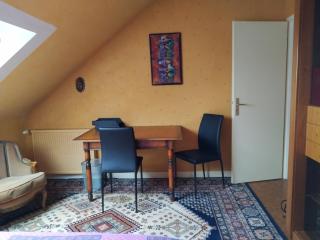 Étage indépendant. 2 chambres + cuisine - Pontivy - 7
