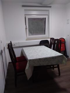 NGUYEN LE 3 Schlafzimmer, 7 Bette,Dusche, 2 WC , Küche ab 2 Übernachtungen - 2