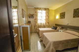 YourHouse Ronda Playa Holidays - Can Picafort - 1