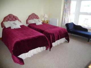 Ivy Hall - Wootton Bridge - 2
