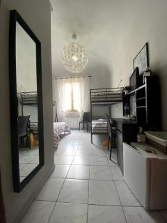 B&B Pontedera - 3
