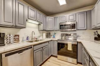 Spacious Lakeview Heavenly Mountain Escape! - 6