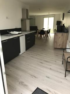 Appartement numéro 4 ou numéro 8 - Savigné-lʼÉvêque - 7