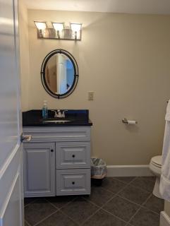 Spacious riverfront with balcony Sheepscot Harbour Vacation Cub Studio #211 - Edgecomb - 4