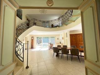 Charmante villa avec grande piscine au calme - Callian - 8