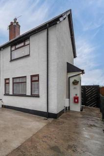 Ardoyne Lodge 'Sleeping 4 Guests' - Belfast - 8