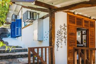 Casa com varanda gourmet na Praia do Perequê - Ilhabela - 1