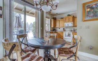 Eazy Inn at Eagle Crest - Meredith Lodging - Redmond - 2