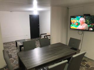Apartamento cómodo en laureles, grande, céntrico ,bien ubicado Apto203 - Medellín - 5