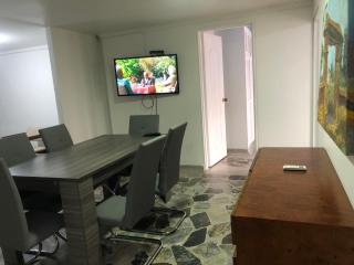 Apartamento cómodo en laureles, grande, céntrico ,bien ubicado Apto203 - Medellín - 6