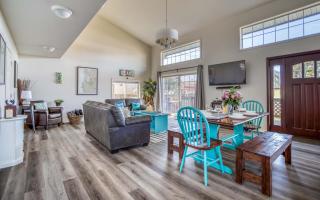 The Endless Summer - Meredith Lodging - Bay City - 4