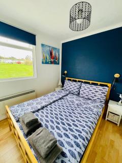 “SEA HEAVEN “ chalet in Sandown Bay Holiday Park - Brading - 1