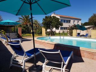 VILLA Piscine chauffée 15 pers avec piscine vue mer montagne 1km mer - Solaro - 0