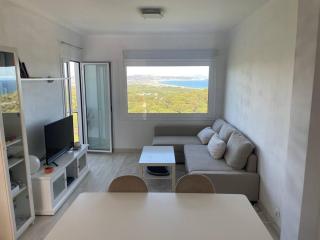 NUEVO. Reformado con vistas panorámicas y piscina - Pals - 9
