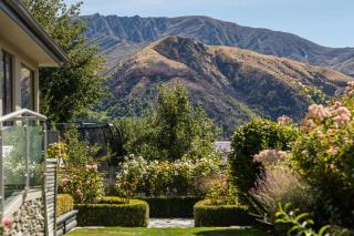 Botanical Bliss - Arrowtown - 3