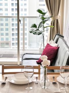 Comfy 3 BR at Taman Anggrek - 8