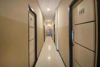 Urbanview Hotel Sabang Land Syariah Jayapura - Jayapura - 6