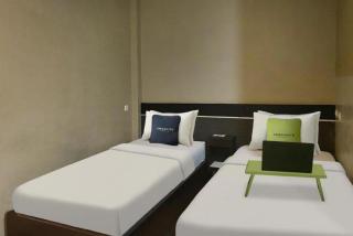 Urbanview Hotel Sabang Land Syariah Jayapura - Jayapura - 5