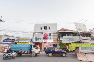 RedDoorz @ Gedangan Sidoarjo - Sidoarjo - 4